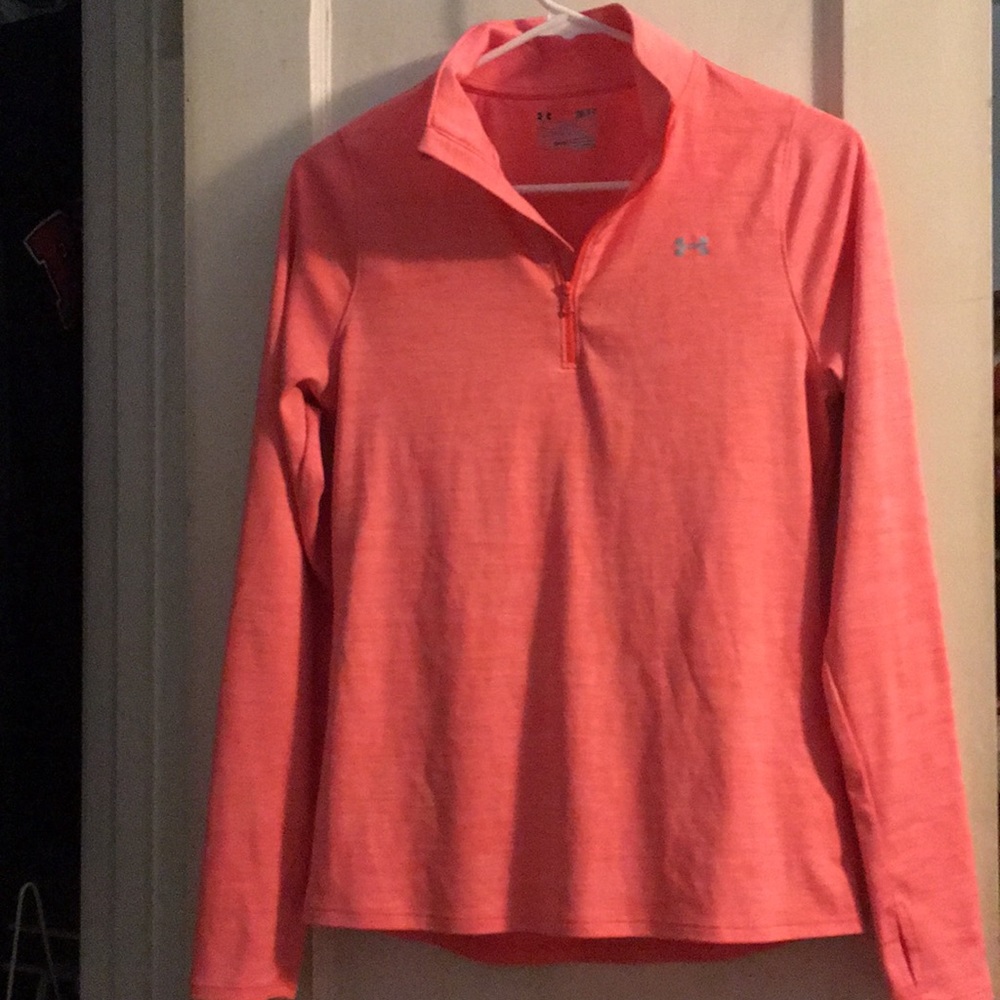 Under Armour loose Heatgear 1/2 zip, size small